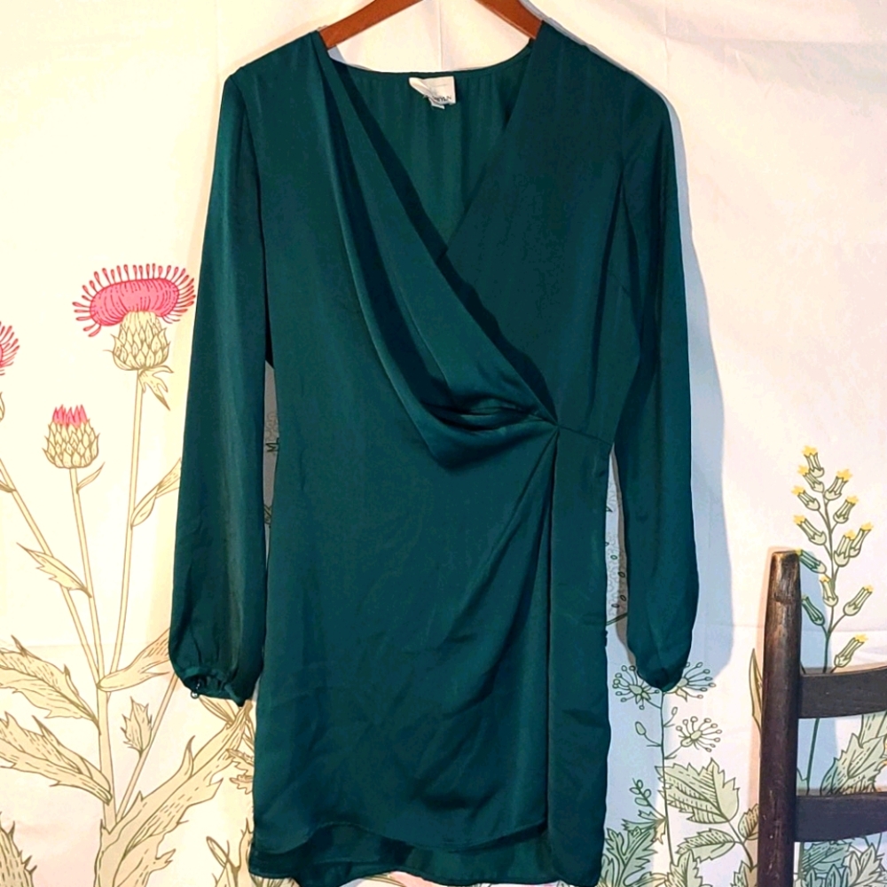 Silky Green Wrap Dress long sleeves Short small
